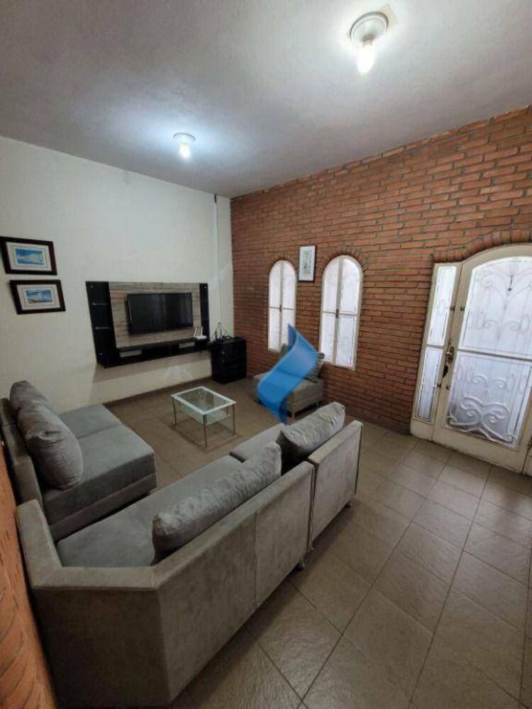 Casa, 4 quartos, 197 m² - Foto 3