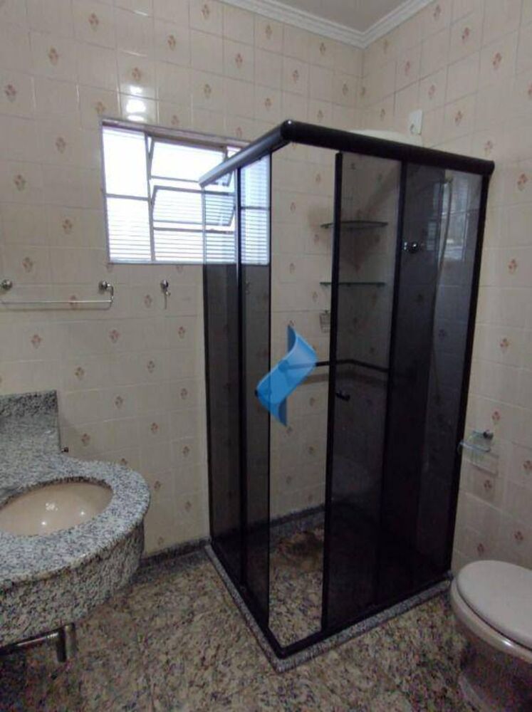 Casa, 3 quartos, 250 m² - Foto 13