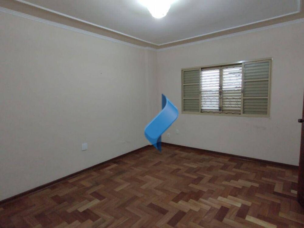 Casa, 3 quartos, 250 m² - Foto 16
