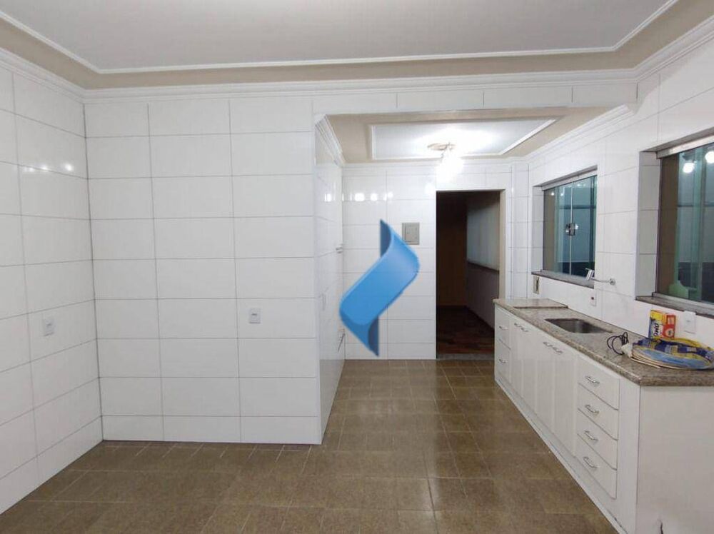 Casa, 3 quartos, 250 m² - Foto 14