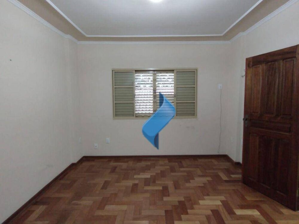 Casa, 3 quartos, 250 m² - Foto 12