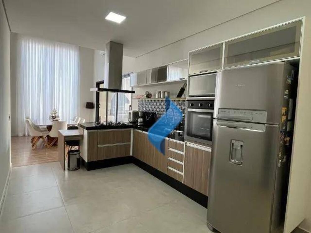 Casa de Condomínio à venda com 3 quartos, 190m² - Foto 5