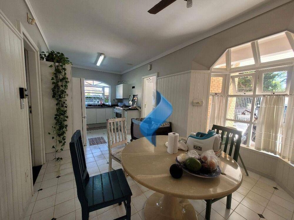 Casa, 4 quartos, 330 m² - Foto 3