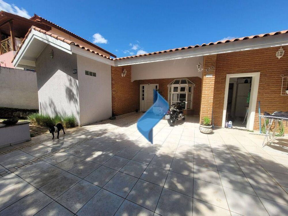 Casa, 4 quartos, 330 m² - Foto 2