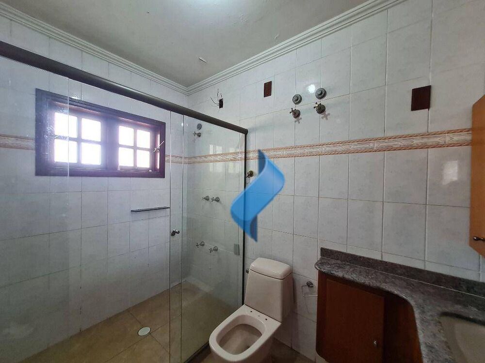 Casa à venda com 4 quartos, 361m² - Foto 7