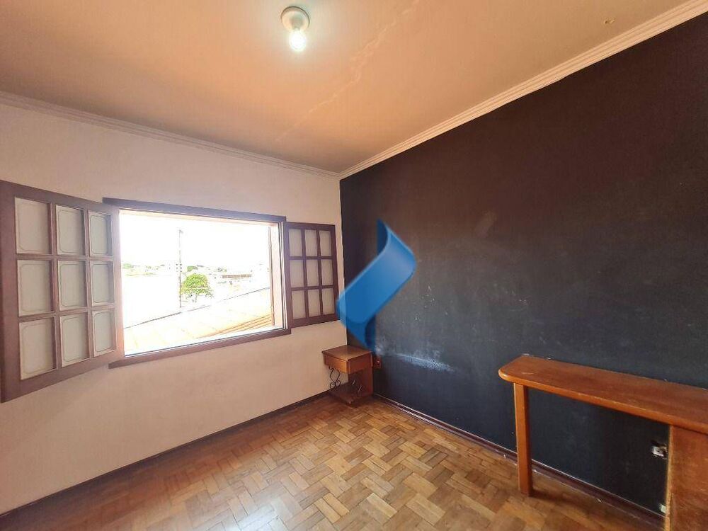 Casa à venda com 4 quartos, 361m² - Foto 6