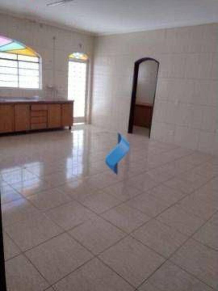 Casa à venda com 6 quartos, 411m² - Foto 4