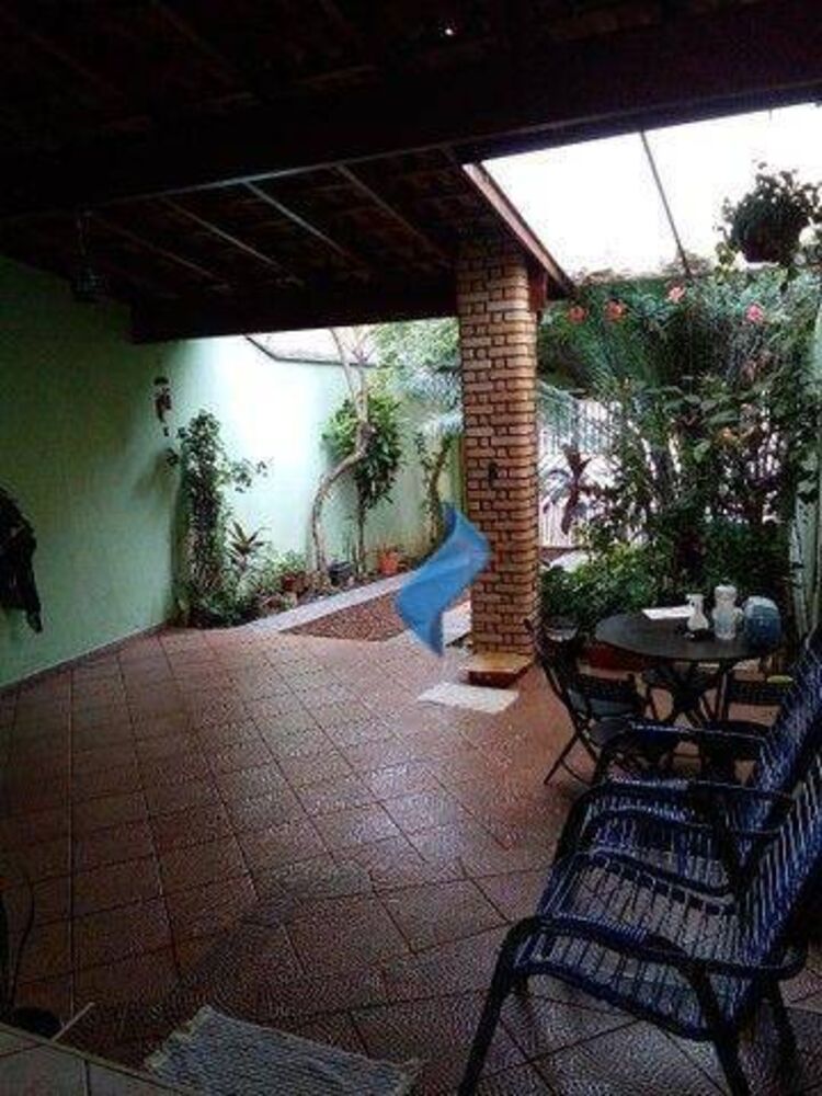 Casa, 4 quartos, 163 m² - Foto 1