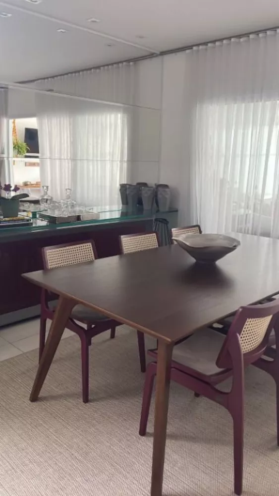 Casa de Condomínio para alugar com 4 quartos, 360m² - Foto 4