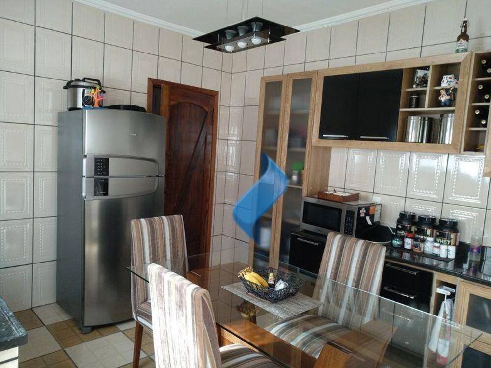 Casa à venda com 2 quartos, 100m² - Foto 5