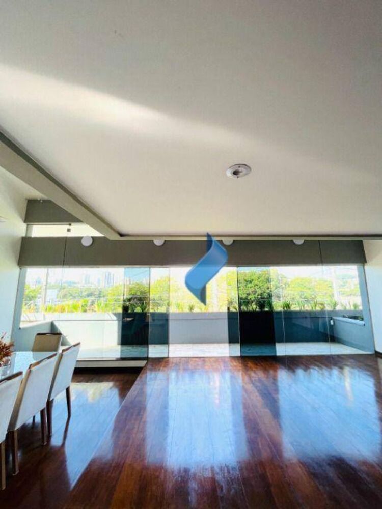 Casa, 4 quartos, 412 m² - Foto 1