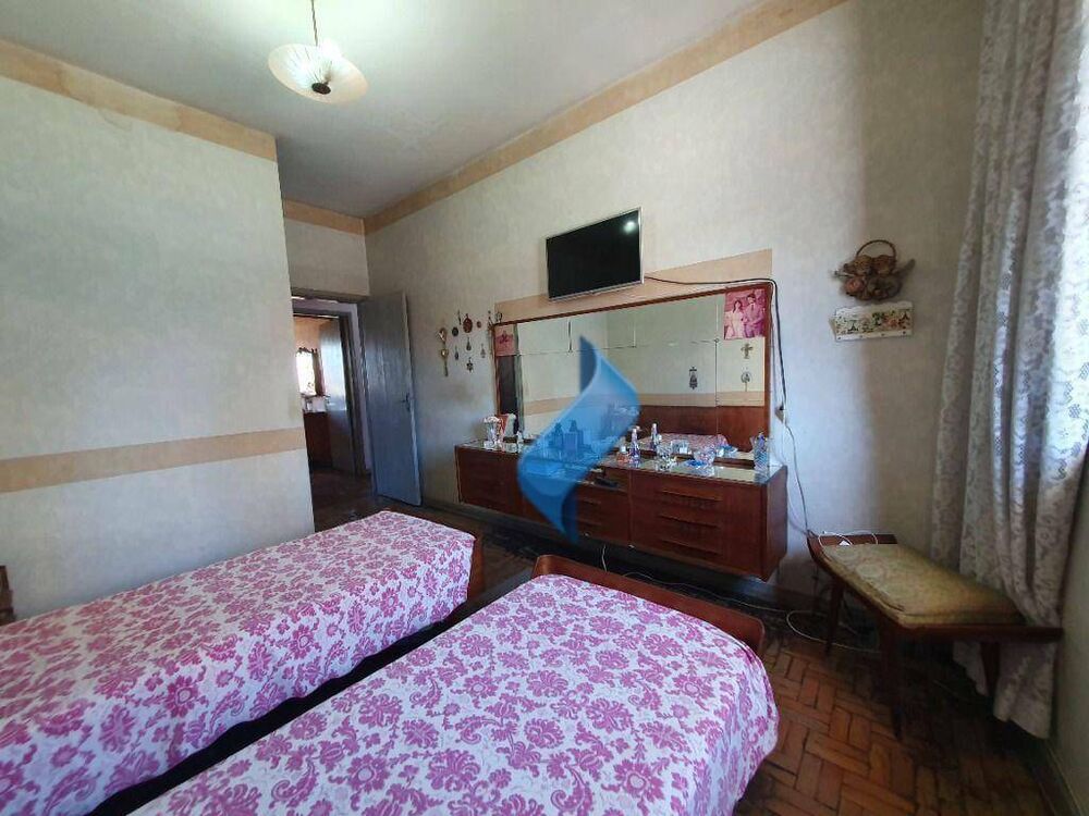 Casa à venda com 3 quartos, 152m² - Foto 3