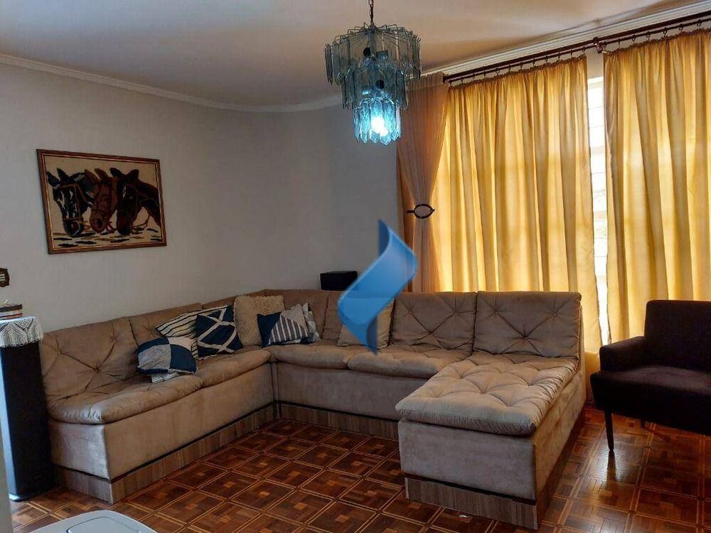 Casa à venda com 3 quartos, 271m² - Foto 2