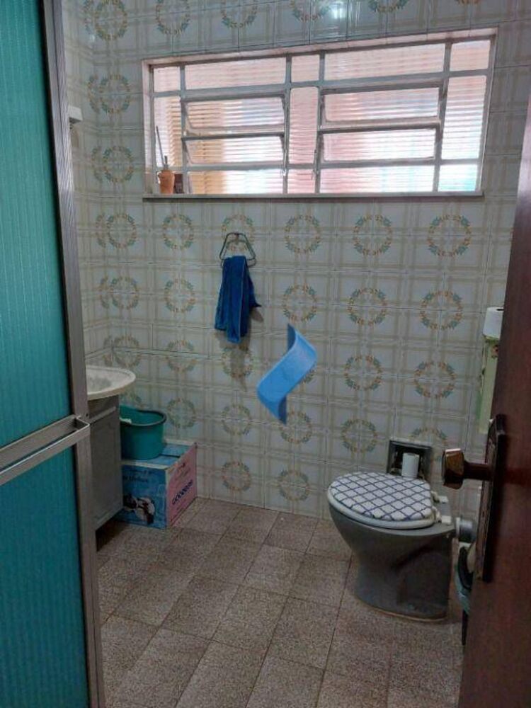 Casa à venda com 3 quartos, 271m² - Foto 5