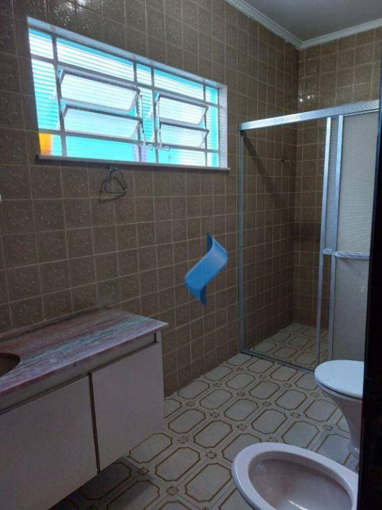 Casa à venda com 3 quartos, 271m² - Foto 8