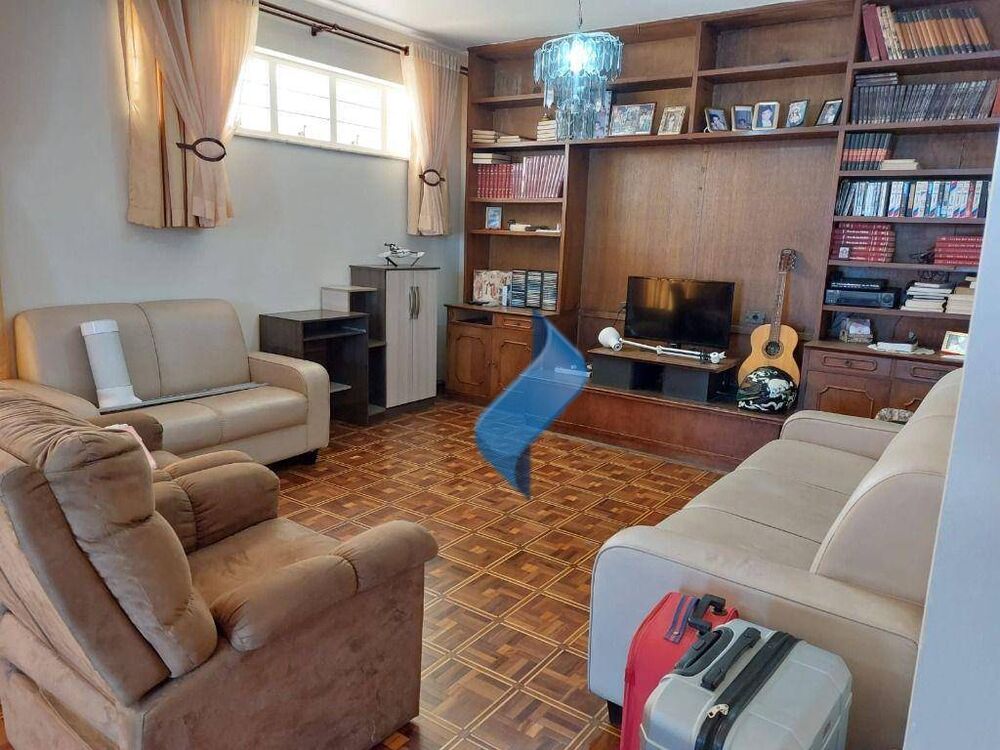 Casa à venda com 3 quartos, 271m² - Foto 3