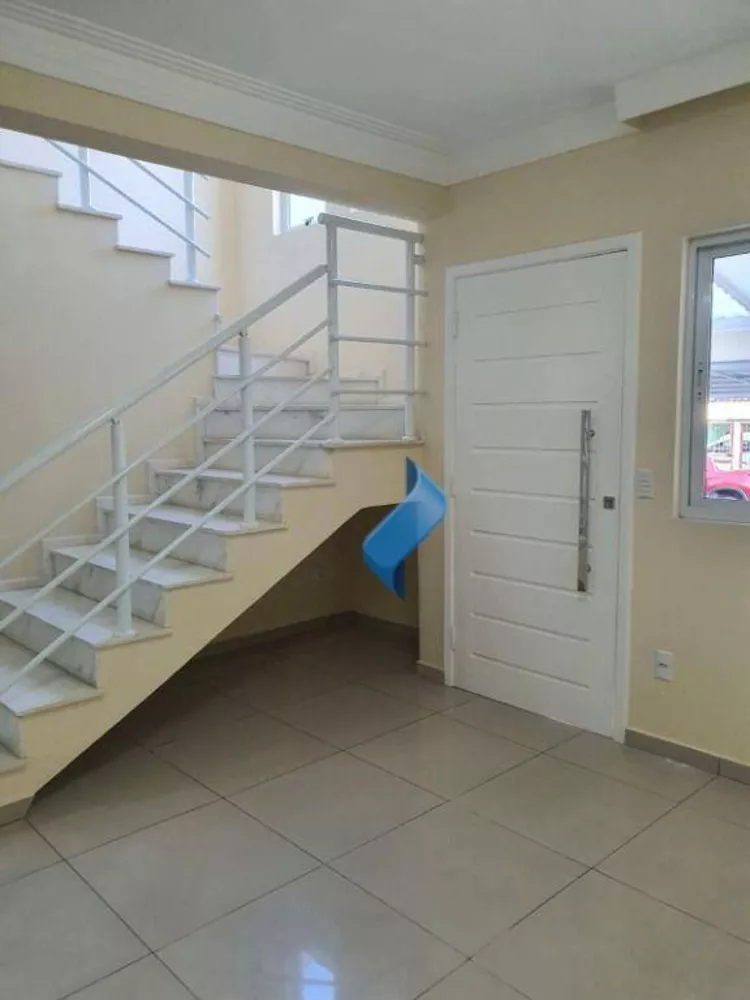 Casa, 3 quartos, 219 m² - Foto 2