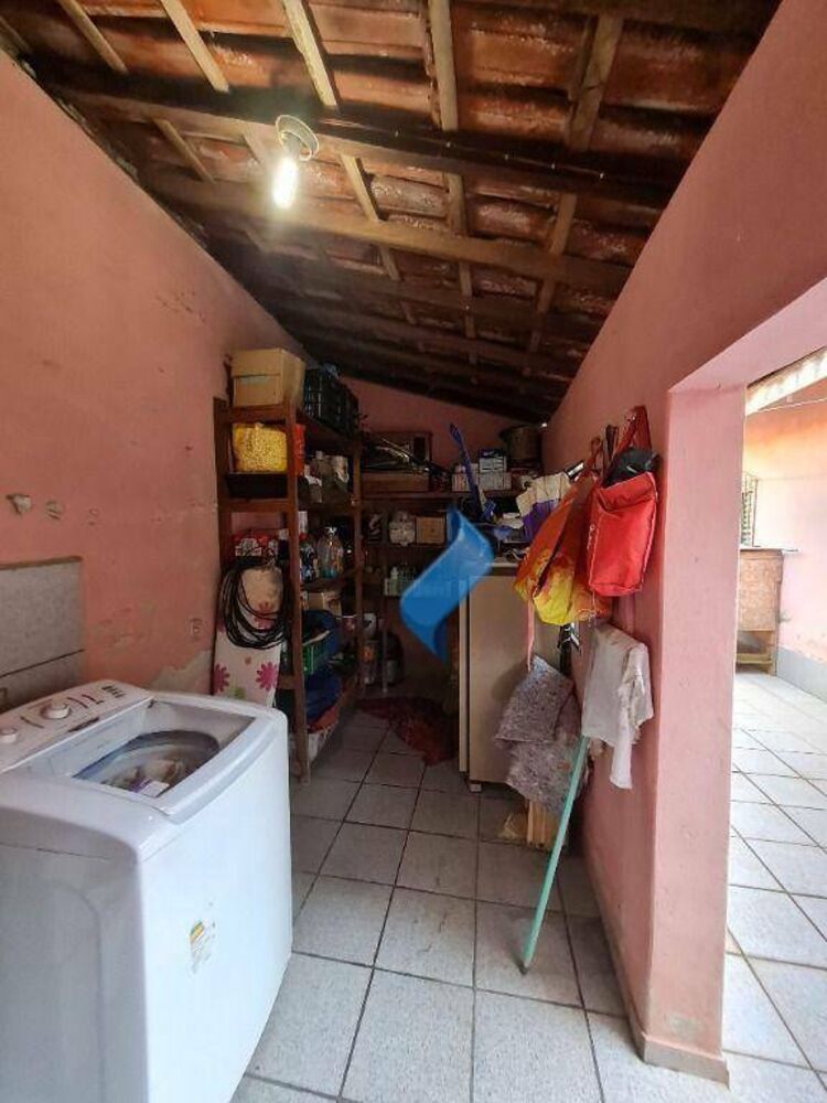 Casa à venda com 3 quartos, 161m² - Foto 8