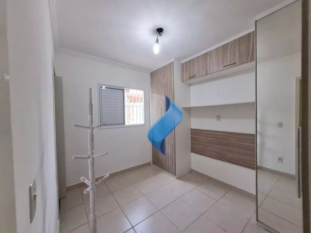 Casa à venda com 2 quartos, 123m² - Foto 2