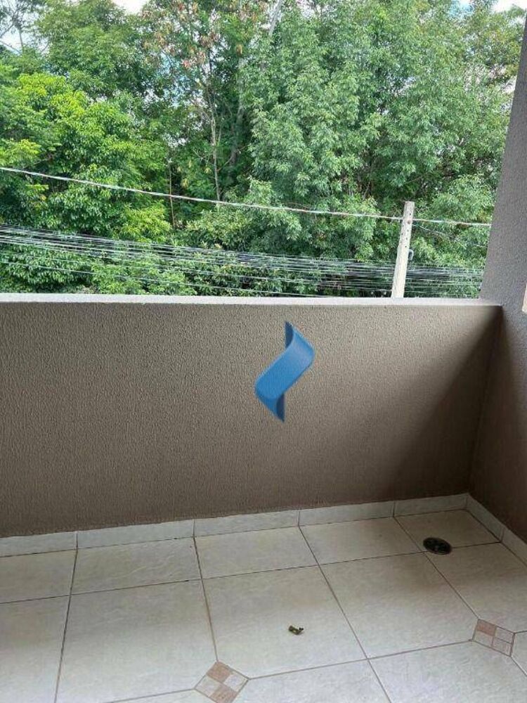 Casa de Condomínio à venda com 3 quartos, 256m² - Foto 3