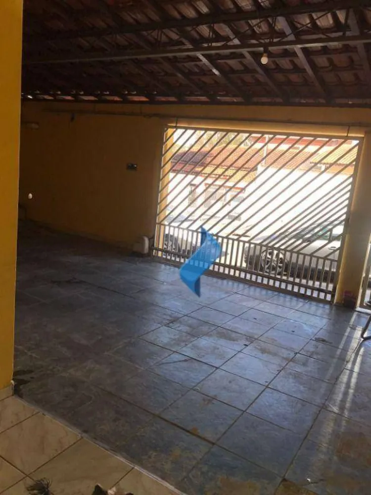 Casa, 3 quartos, 225 m² - Foto 1