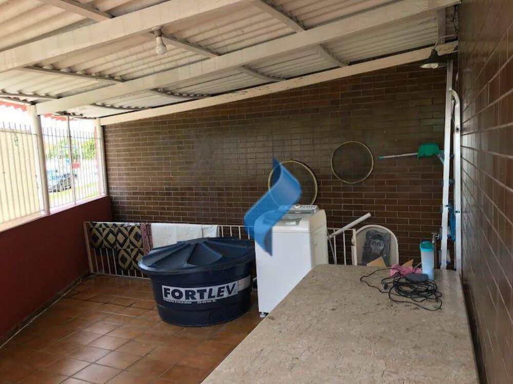 Casa à venda com 2 quartos, 274m² - Foto 6