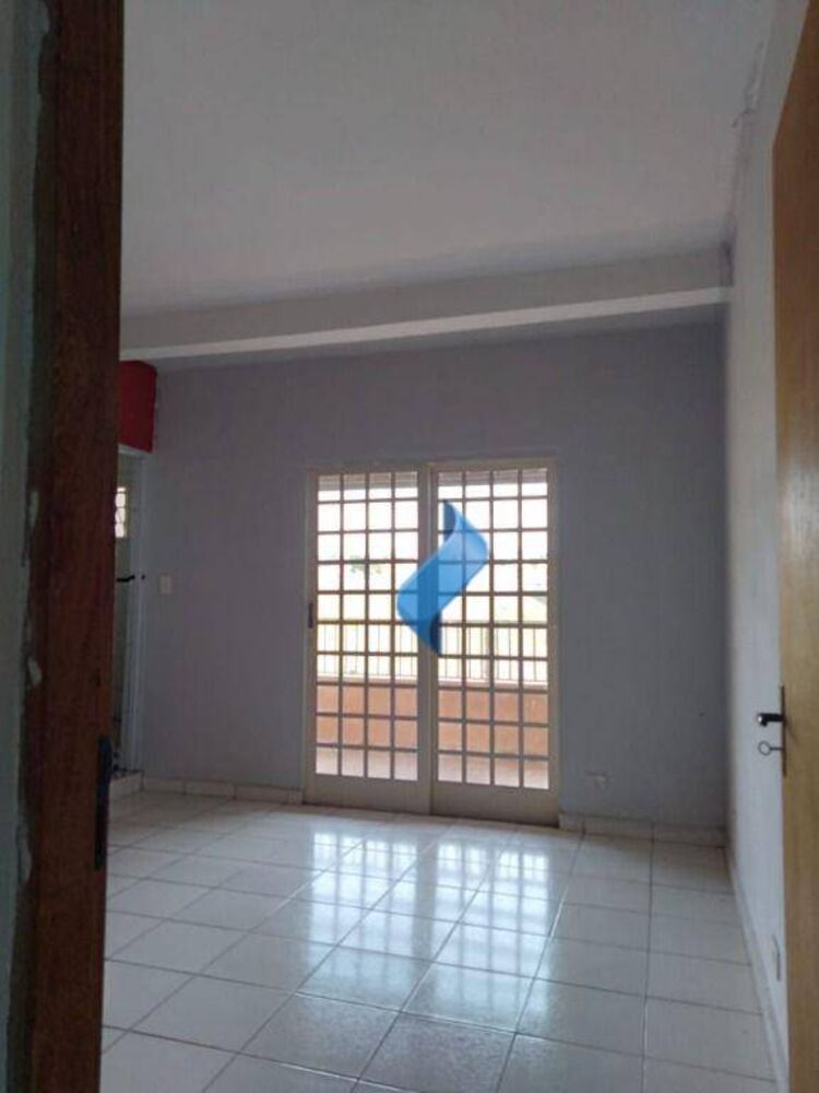 Casa, 4 quartos, 205 m² - Foto 1