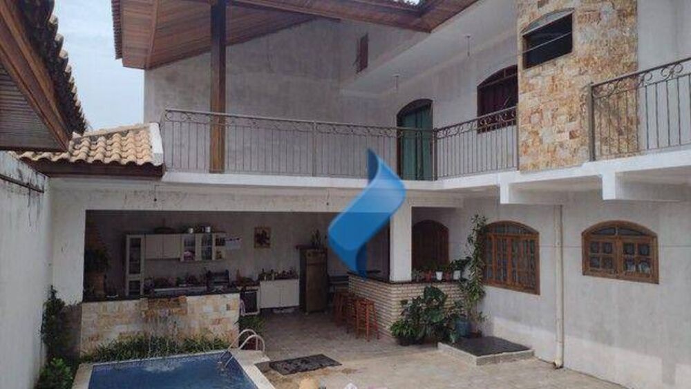 Casa, 3 quartos, 270 m² - Foto 4