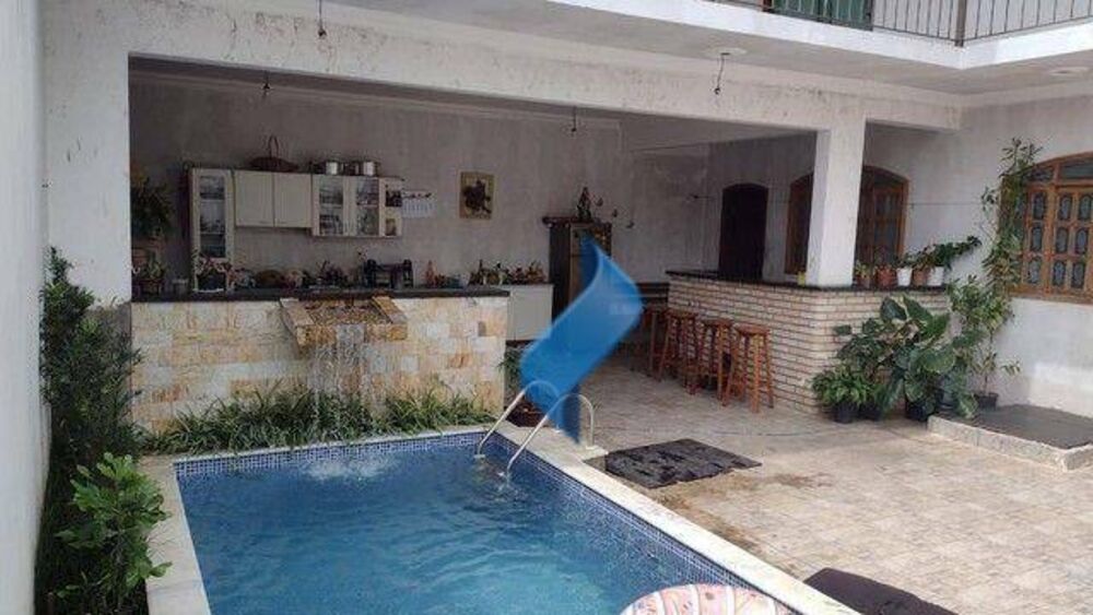 Casa, 3 quartos, 270 m² - Foto 14