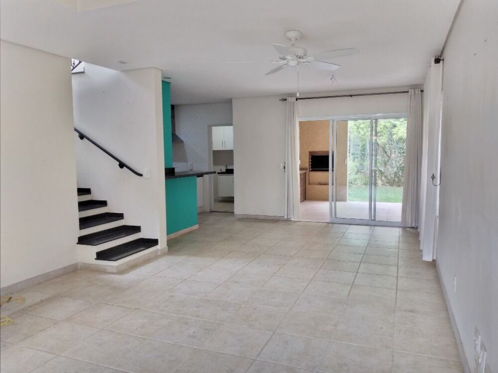 Casa, 3 quartos, 216 m² - Foto 1