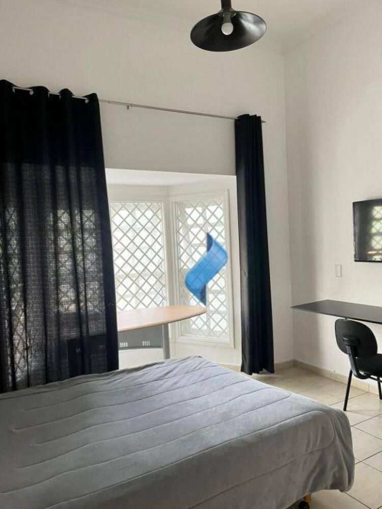 Casa, 4 quartos, 235 m² - Foto 3