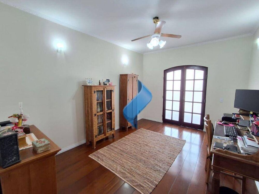 Casa, 3 quartos, 234 m² - Foto 11