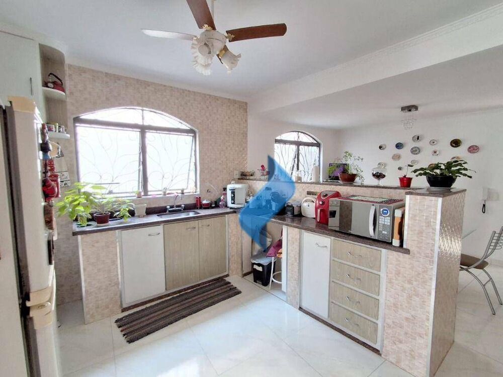 Casa, 3 quartos, 234 m² - Foto 6