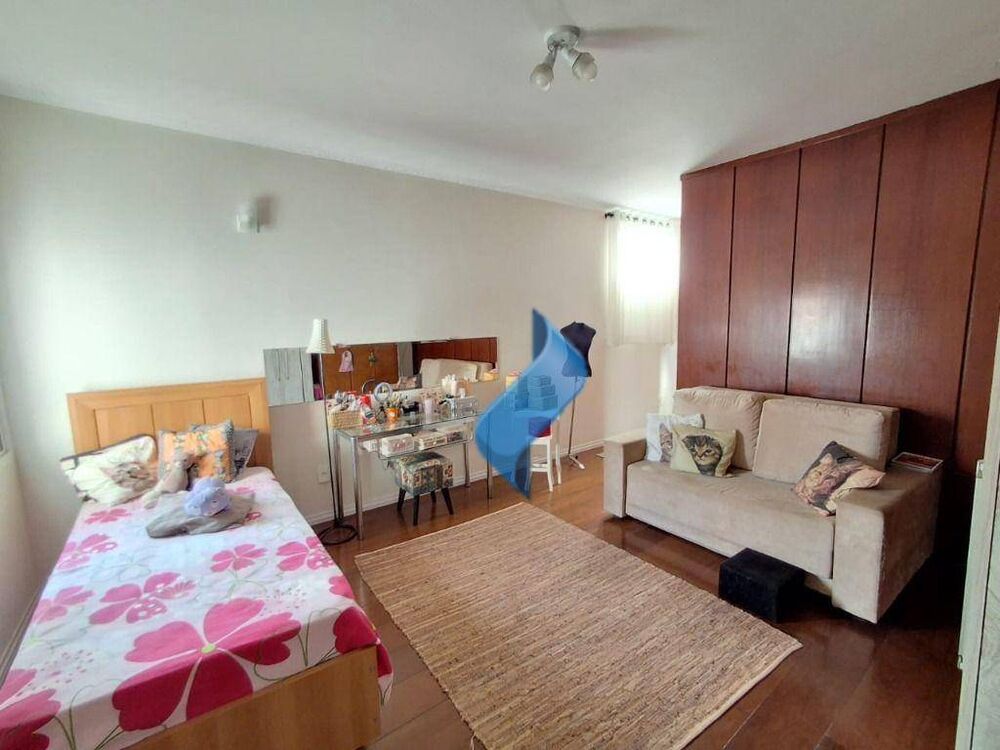 Casa, 3 quartos, 234 m² - Foto 2