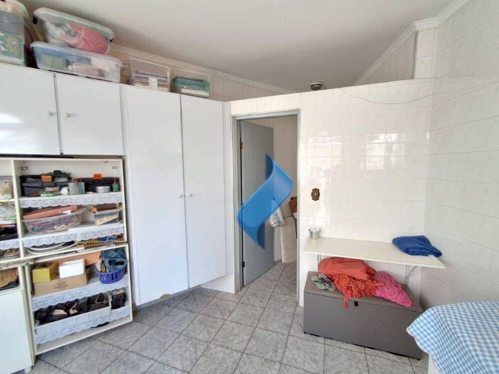 Casa, 3 quartos, 234 m² - Foto 4