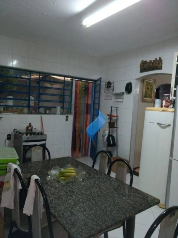 Casa, 4 quartos, 166 m² - Foto 2