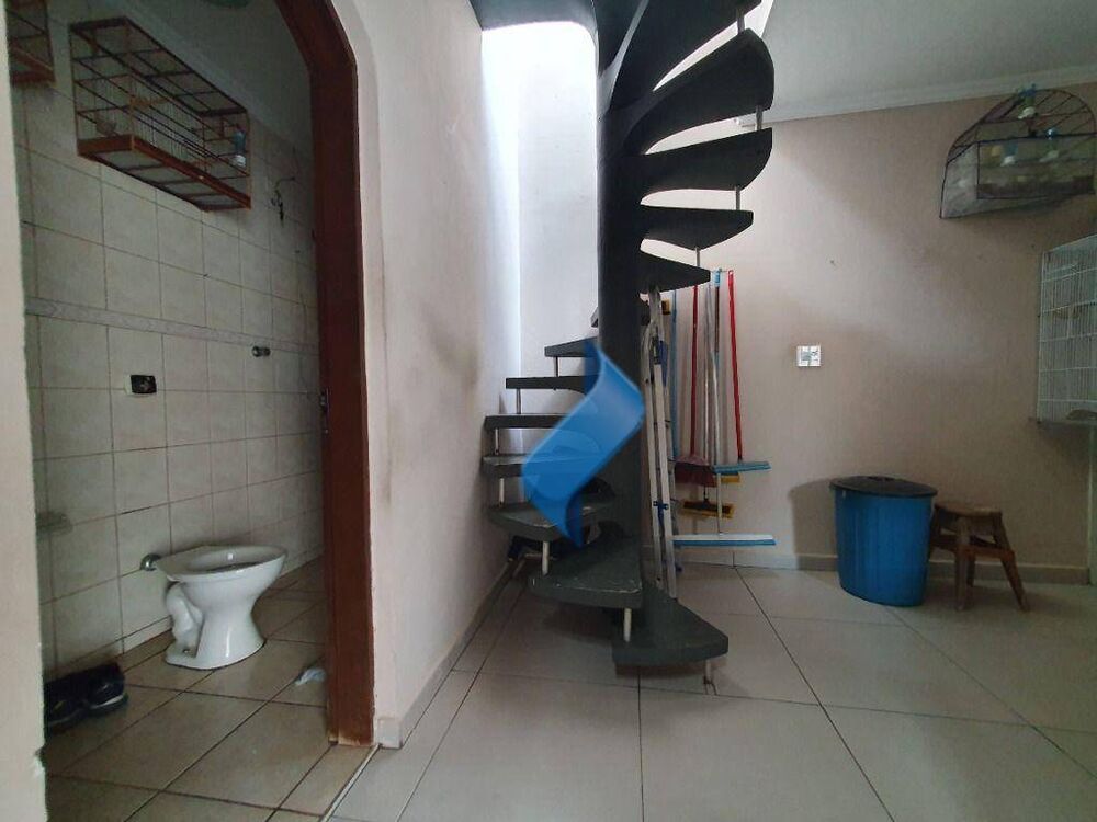 Casa, 4 quartos, 230 m² - Foto 11