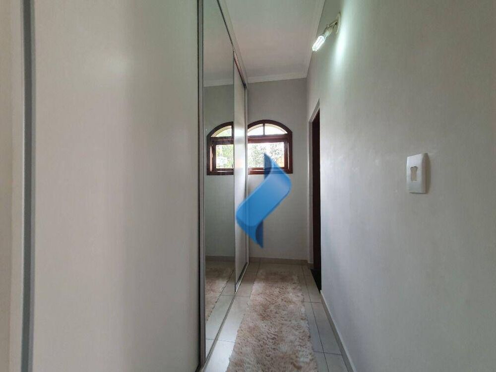 Casa, 4 quartos, 230 m² - Foto 15
