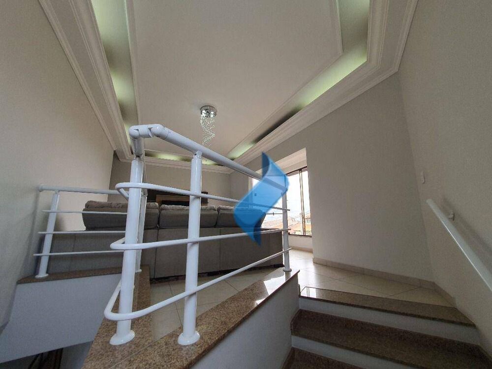 Casa, 4 quartos, 230 m² - Foto 44