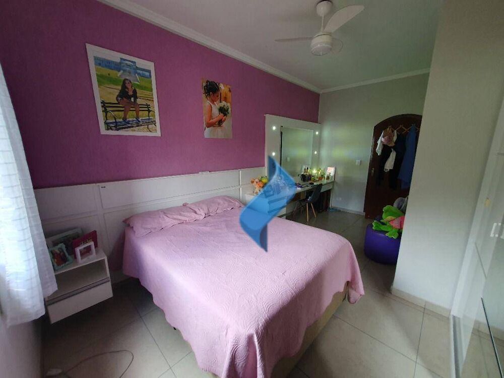 Casa, 4 quartos, 230 m² - Foto 40