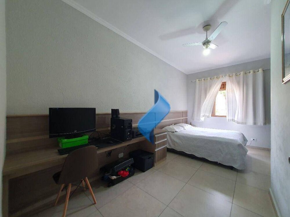 Casa, 4 quartos, 230 m² - Foto 37