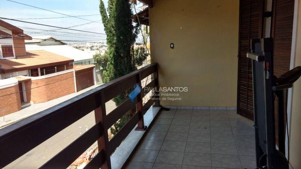 Casa à venda com 3 quartos, 166m² - Foto 2