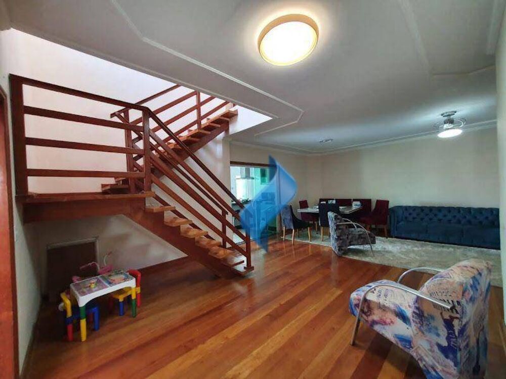 Casa, 4 quartos, 351 m² - Foto 2