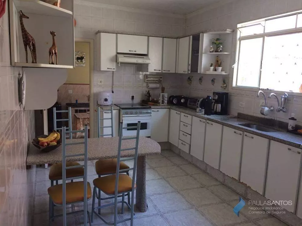 Casa, 3 quartos, 248 m² - Foto 10
