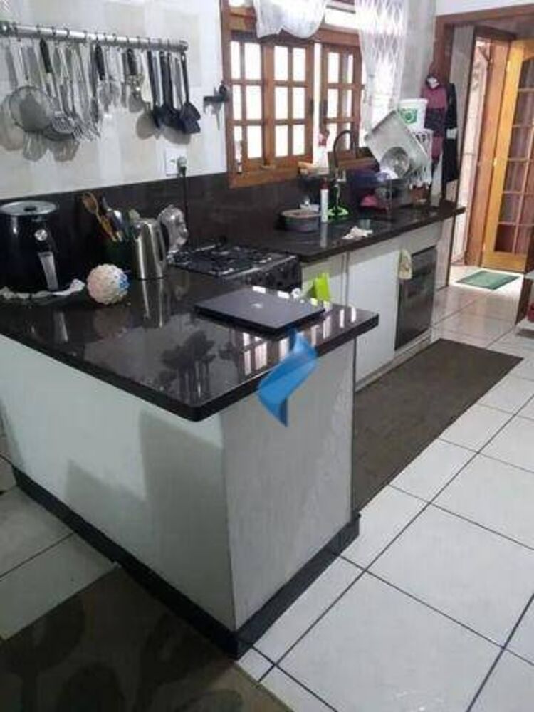 Casa, 2 quartos, 145 m² - Foto 1