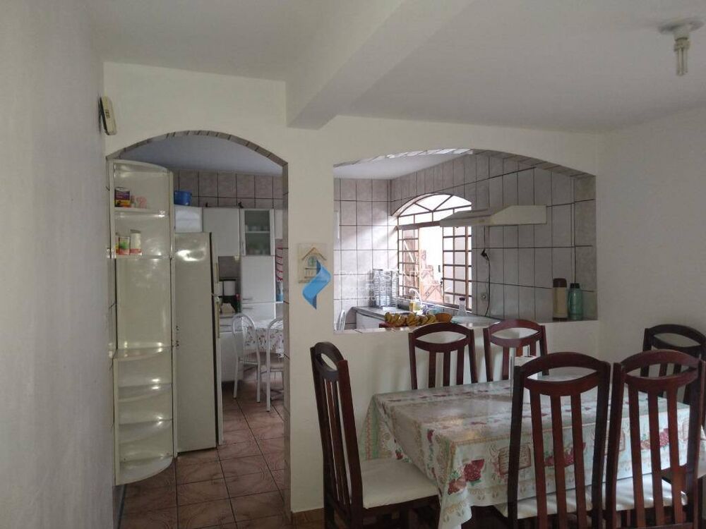 Casa à venda com 3 quartos, 160m² - Foto 16