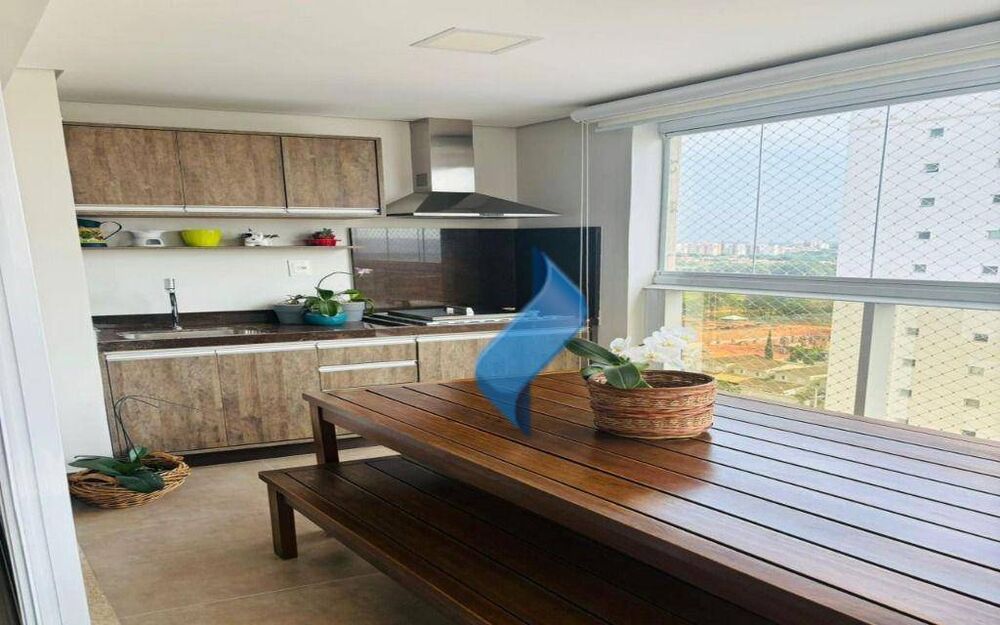 Apartamento, 3 quartos, 140 m² - Foto 1