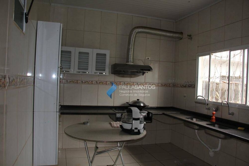 Casa, 3 quartos, 242 m² - Foto 2