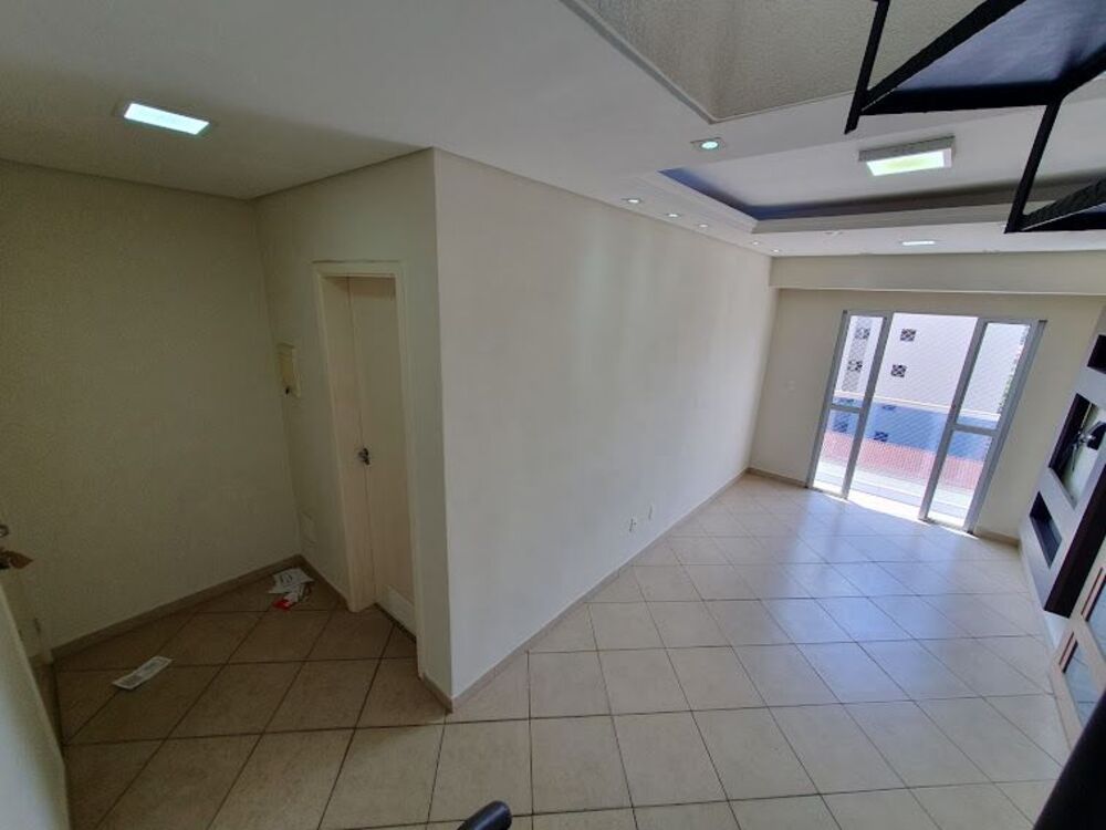 Apartamento à venda com 2 quartos, 83m² - Foto 1