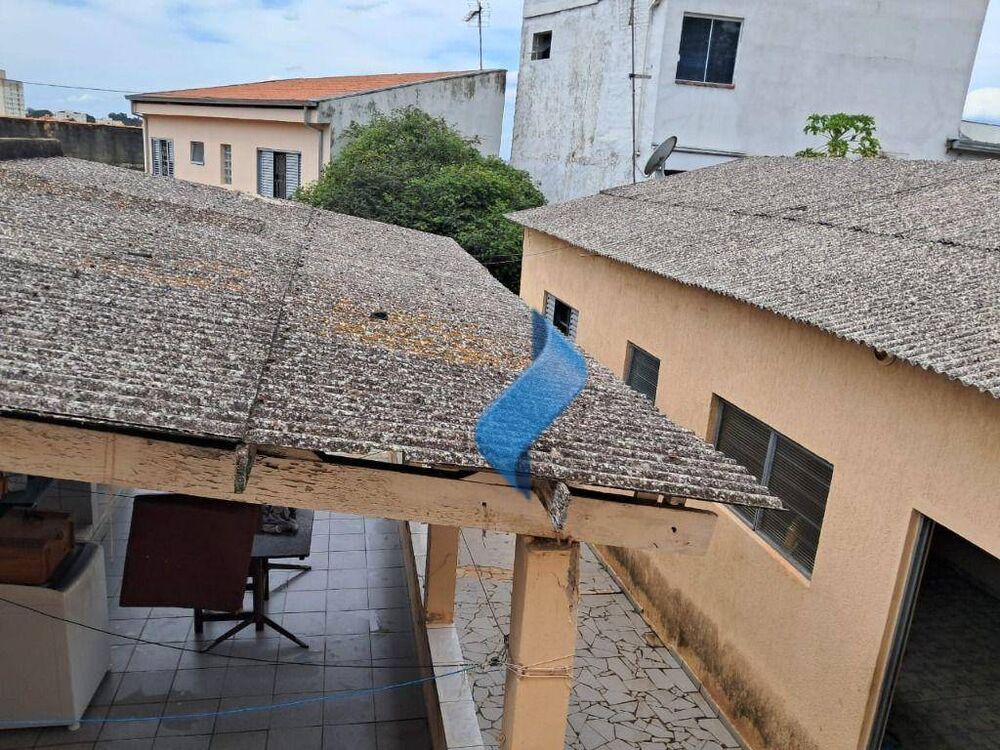 Casa à venda com 3 quartos, 150m² - Foto 2